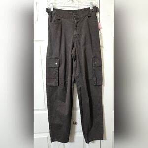 Charcoal Gray Color Cargo Pants, Tags says Ebony is color, Size XS, NEW